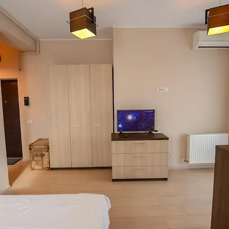 Bluemarina 8th Summerland Apartament