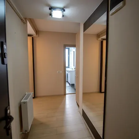 Bluemarina 8th Summerland Apartament