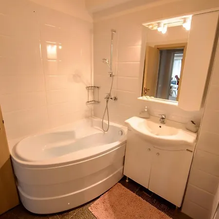 Apartament Bluemarina 8th Summerland *