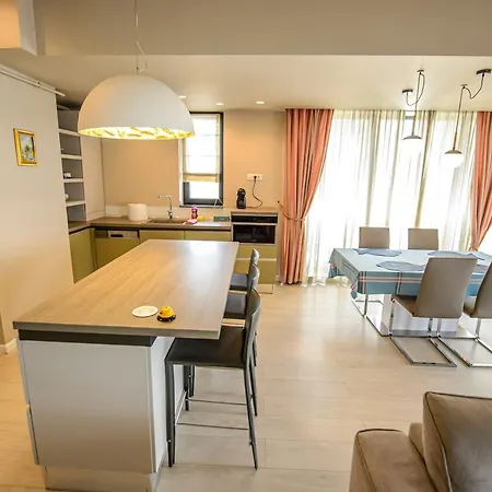 Appartamento Bluemarina 8th Summerland *